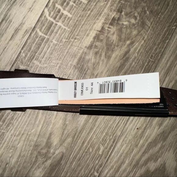 ✔️HARLEY DAVIDSON MENS TRIPLE STUDDED LEATHER BELT - Picture 4 of 9